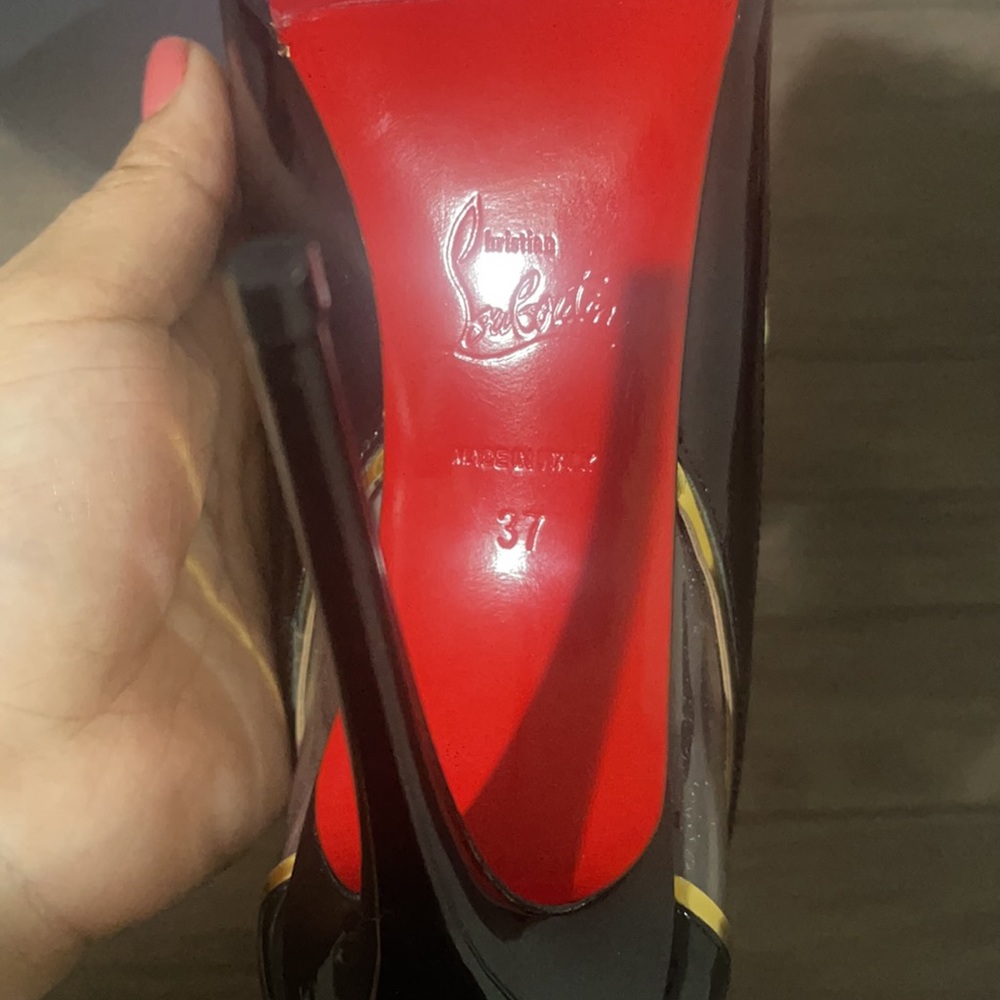 Christian louboutin shoes🔴 - Picture 6 of 6